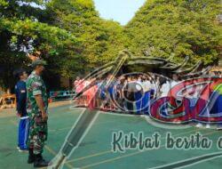 Babinsa Kratonan Pantau Prokes Wilayah Binaan