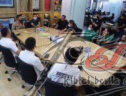 Wujudkan Anniversary 95 Tahun Persebaya berjalan aman dan kondusif, Kapolrestabes Surabaya Sambangi Kantor Presiden Persebaya