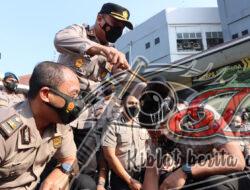 Kado Terindah, 30 Personil Polres Tanjung Perak Naik Pangkat