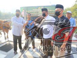 Polda Jatim Gelar Shalat Ied dan Salurkan Hewan Kurban, Rayakan Idul Adha 1443 H