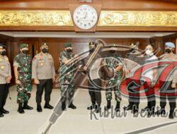 Kapolda Jatim Menerima Sambut Hangat Kunjungan Kehormatan Panglima Divisi Infanteri 2/Kostrad
