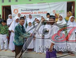 Resmikan Musholla Al-Ikhlas, Suasana Haru Terpancar Dari Mata Masyarakat