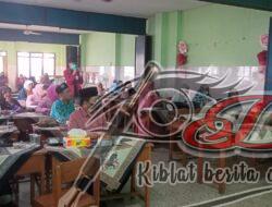 Mahasiswa KKN PCR Genteng Gelar Sosialisasi Digital Marketing dan Sertifikasi Halal Bagi Pelaku UMKM