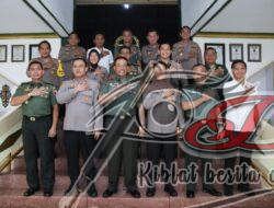 Kapolrestabes Surabaya Kunjungi Danrem 084/ Bhaskara Jaya Berkomitmen Siap Menjaga Keamanan dan Ketertiban Kota Surabaya