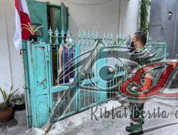 Kepedulian Babinsa Kemlaya Berikan Obat kepada Warga Yang Terpapar Covid 19