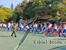 Jaga Kesehatan, Sersan Mayor Yudhi Senam Pagi Bersama Siswa/Siswi SMA 1 Kristen Surakarta