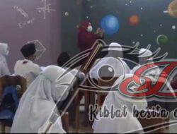 Kreativitas MIM Dupan, Mural Kelas Jadi Media Pembelajaran KMB