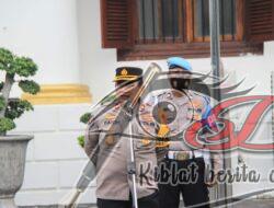 Ratusan Personil Polrestabes Surabaya Disiagakan dalam Perayaan Hari Santri Nasional