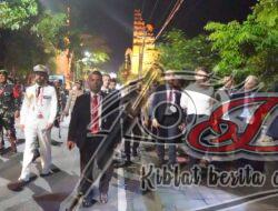 Kapolda Bali Terjun Langsung Kawal Pengamanan Presiden Prancis yang Jalan Kaki 2 Kilometer