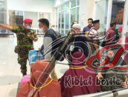 1.200 Penggembira Muktamar ke-48 dari Makassar masuk Pelabuhan Tanjung Perak