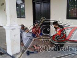 Tak Hanya Malam Hari Siang pun Babinsa Joyotakan Ajak Linmas Untuk Patroli dan Sambang Warga