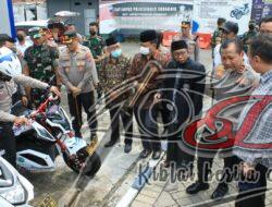 Kapolda Jatim Mengapresiasi Pelayanan SIM Cak Bhabin dan Motor Listrik Polrestabes Surabaya