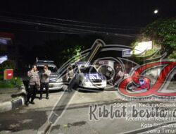 Polsek Tambaksari Giat Patroli di Jl.Kedung Cowek dan Jl.Kenjeran, Dalam Mengantisipasi Balap Liar dan 3C (Curat, Curas, dan Curanmor)