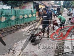 Miris, Jalan Di Banyuates-Jatra Timur Sampang Rusak