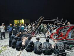 Jelang Nataru, Polres Gresik Bersama TNI Gandeng Pendekar Lakukan Patroli