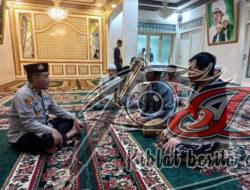 Kapolres Pasuruan Kota Lunasi Biaya Sekolah Anak Korban Laka Kereta Api