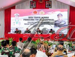 Silaturahmi Bareng Masyarakat di Papua Barat, Kapolri: TNI-Polri Solid dan Siap Kawal Program Pemerintah