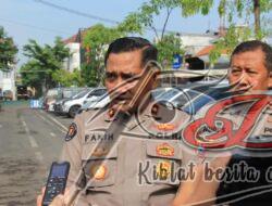 Polrestabes Surabaya Berhasil Menangkap Dua Tersangka Jambret yang Beraksi di 10 TKP