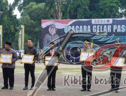 Kalaksa BPBD Jatim Terima Penghargaan Gubernur Di Momen HUT Satpol PP Ke-73