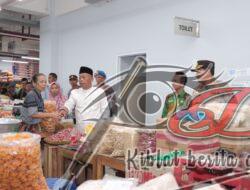 Awal Ramadhan, Kapolres Ponorogo Bersama Bupati Sidak Bahan Pokok di Pasar Legi