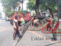 Babinsa Kemlayan Kerja Bakti Bersama Warga Binaan