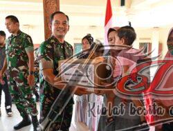 Danrem 074/WRT Kunjungi Demplot Peduli Stunting Kodim 0726/Sukoharjo