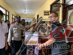 Polri Peduli, Ditresnarkoba Polda Jatim Berbagi Sembako di Slum Area Surabaya