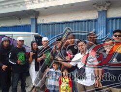NJARAK COMMUNITY Bagi-Bagi Takjil Dan Santunan Anak Yatim