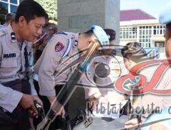 Jelang Operasi Ketupat Semeru 2023, Polres Gresik Cek Seluruh Senjata Api Anggota