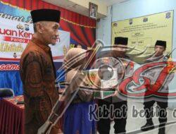 Bidhumas dan Bidkum Polda Jatim Berbagi 100 Paket Sembako Untuk Warga Morokrembangan