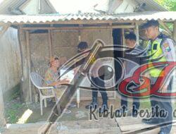 Polres Lamongan Berbagi Paket Sembako, Ringankan Beban Warga Sambeng