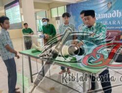 Siswa SMA Muhammadiyah 2 Surabaya Praktek Perawatan Jenazah