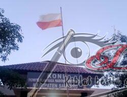 Terlalu..!!Kantor Koni Sampang Tidak Fokus Kepada Berkibarnya Bendera