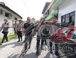 Jumat Curhat, Kapolda Jatim Blusukan ke Rumah Warga Gresik