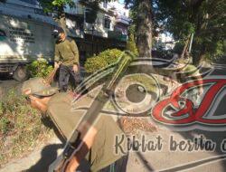 Hidupkan Semangat Gotong Royong, Babinsa Kelurahan kemlayan Bersama Bhabinkamtibmas Laksanakan Kerja Bakti