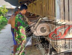 Babinsa Koramil Klego Komsos Dengan Peternak Kambing Wilayah Binaan