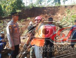 Sinergisitas TNI-Polri dan Masyarakat Tangani Dampak Tanah Longsor di Nganjuk