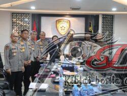 As SDM Irjen Dedi Prasetyo Terima Presisi Award Berkat Keterbukaan Rekrutmen Polri