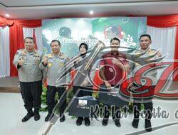 Dua Anggota Polres Bangkalan Mendapatkan Penghargaan Dari Kapolda Jatim