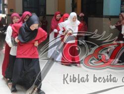 Guru-Karyawan SD MuhlaS Gelar Lomba Permainan Tradisional