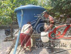 Babinsa dan BPBD Gerak Cepat Salurkan 10 Ribu Liter Air Bersih kepada Masyarakat