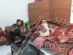 Jalin Silaturahmi, Babinsa Jayengan Datangi Ketua RW