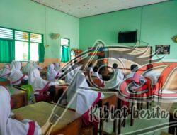 Tumbuhkan Cinta Tanah Air Babinsa Bekali Wasbang Puluhan Pelajar SD