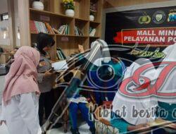 Polisi di Sidoarjo Ajak Pelajar Gemar Baca, Peduli Literasi