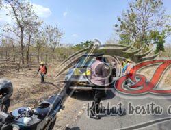 Polsek Karanganyar Lakukan Pengamanan Penebangan Pohon Rawan Tumbang