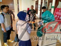 Bati Wanwil Bersama Babinsa Dampingi Panwascam Pemilu 2024 Di Kelurahan Joyotakan