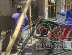Kompak, Babinsa Koramil Simo Ikut Karya Bakti Pembangunan Masjid