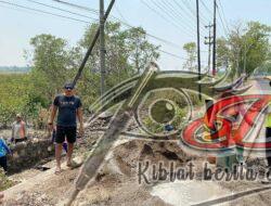 Tak Mendapat Perhatian Pemerintah, Warga Desa Buluh Bahu Membahu Swadaya Perbaiki Saluran Irigasi