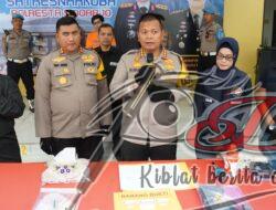 Satresnarkoba Polresta Sidoarjo Berhasil Amankan Seorang Tersangka Kurir Sabu di Kamar Kos