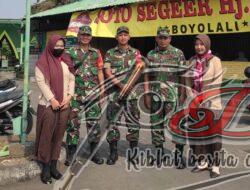 Anggota Koramil 06 Kartasura berikan Latihan PBB & Wasbang di SMK Harapan Kartasura